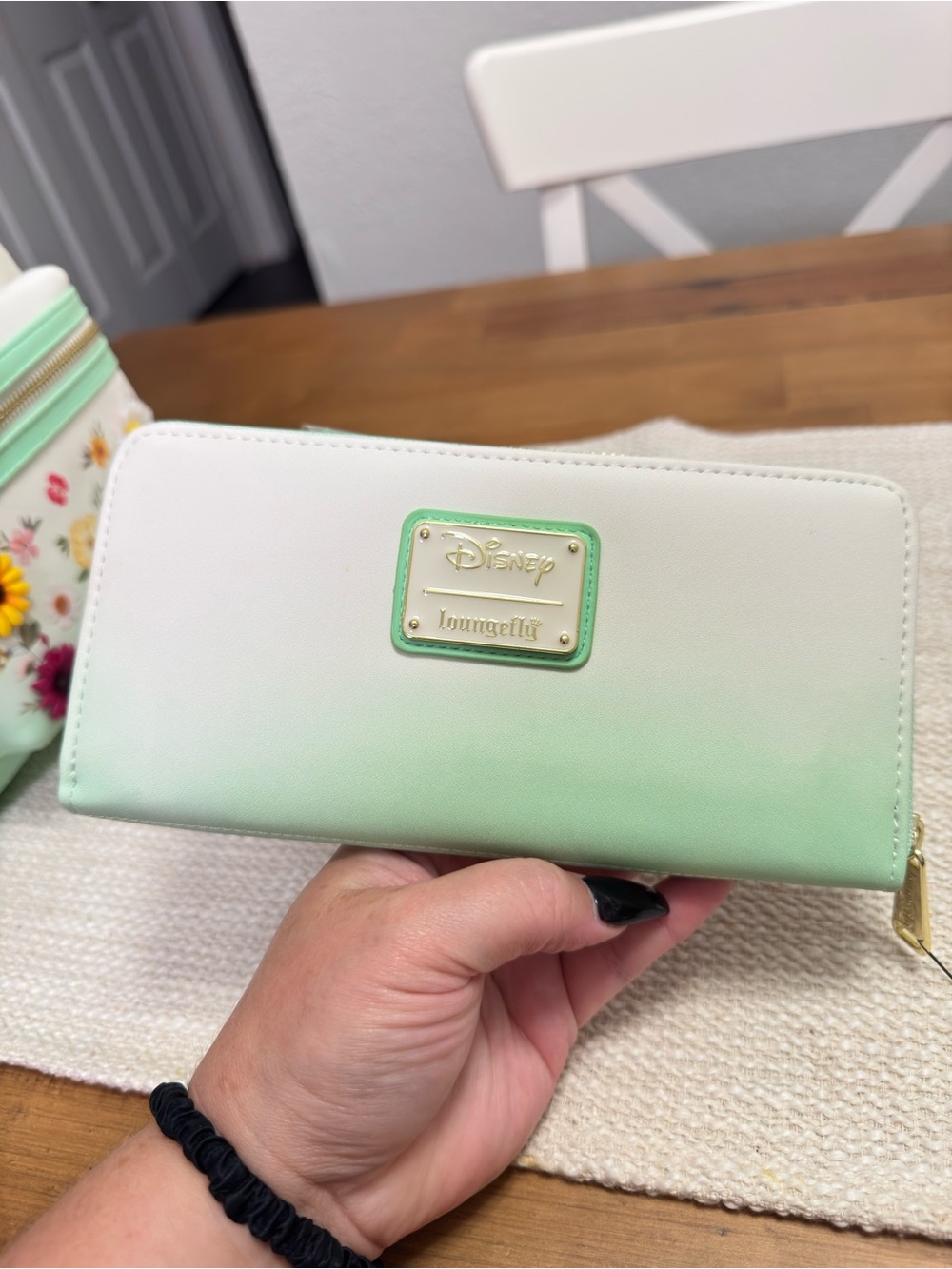 Loungefly Mint Green and White Floral Bow Kids Mini Backpack & Wallet Set - Picture 8 of 10
